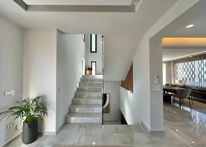 Rhode Luxury Villa Kalithies