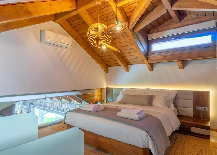 Rhode Luxury فيلة Kalithies