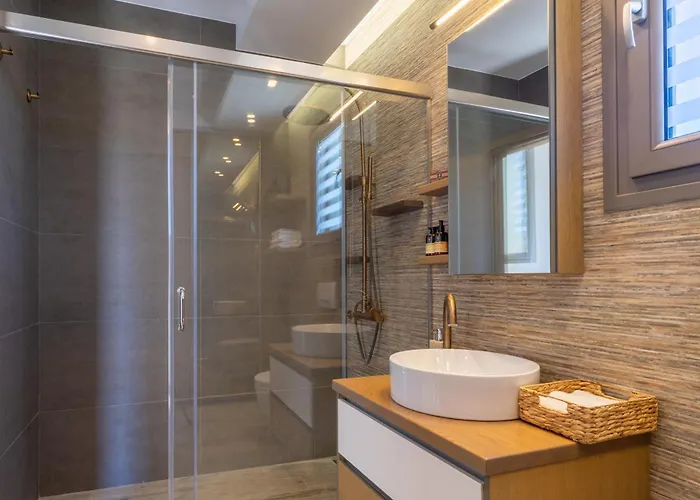 Rhode Luxury Kalithies