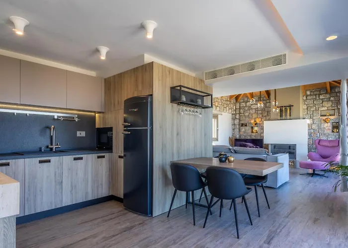 Rhode Luxury فيلة