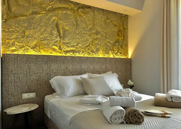 Rhode Luxury * Kalithies