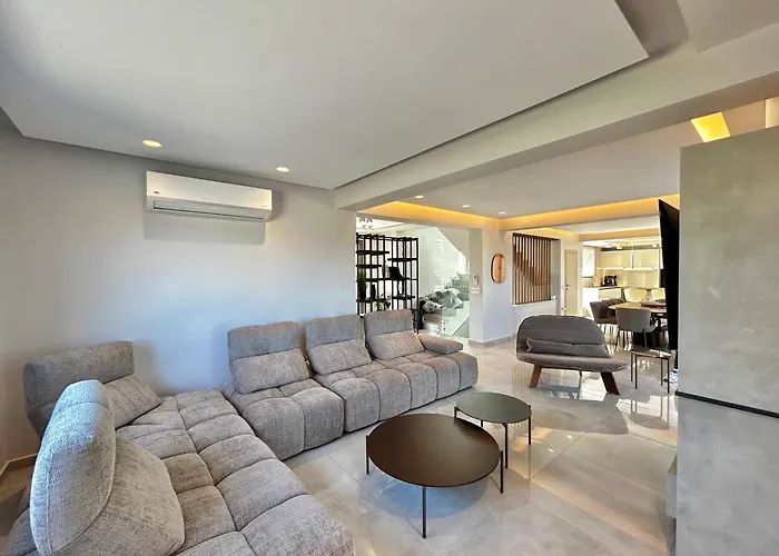 Rhode Luxury * Kalithies